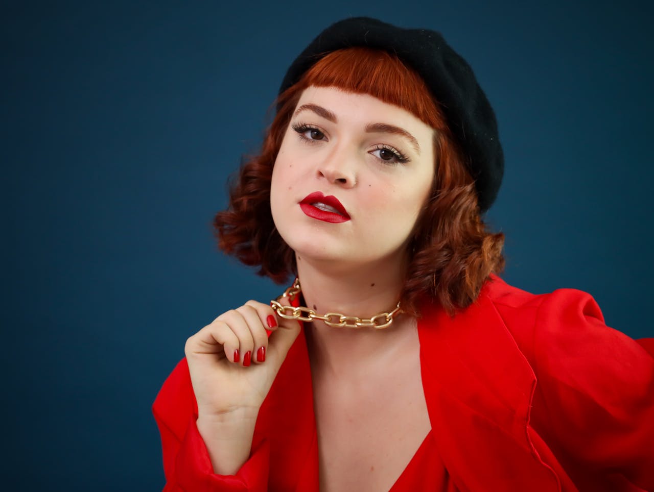 How to Build a Capsule Wardrobe That Suits